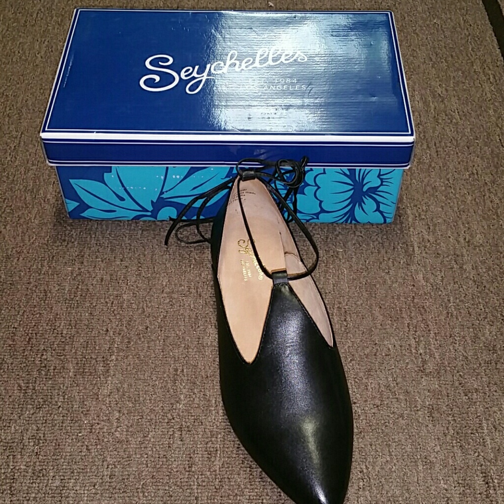 Flats - Picture 3 of 3